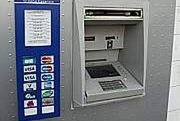 Bankomaty przyszłości to akcje, przelewy i bileciki