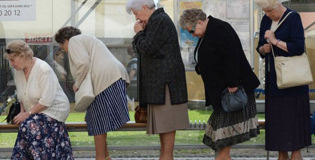 Polkom brakuje mężczyzn w średnim i starszym wieku