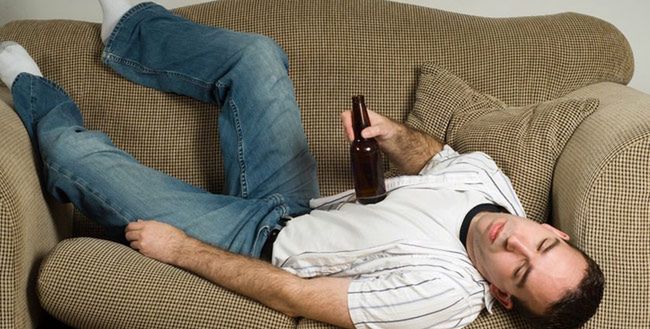 Czy po alkoholu śpi się lepiej?