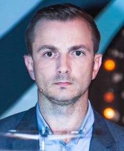 Kolejne zmiany w ramówce TVP2. "Sonda 2" zamiast programu "Tomasz Lis na żywo"