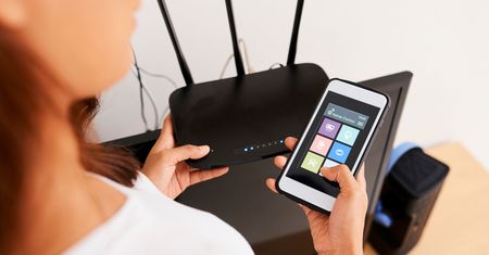 Jak połączyć się z Wi-Fi bez hasła? Poznaj sprawdzony sposób