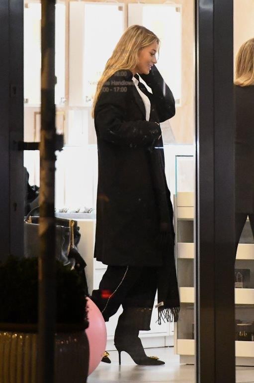 Marcelina Zawadzka i jej partner w butiku