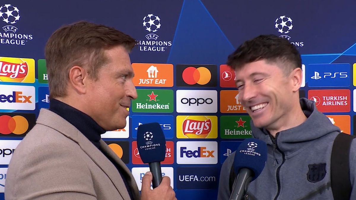 Na zdjęciu od lewej: Bożydar Iwanow i Robert Lewandowski