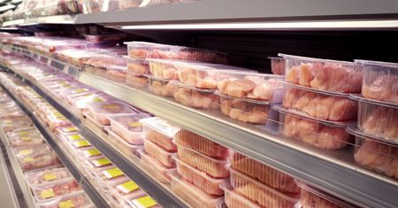 Wycofano mięsny produkt ze sklepów. Nie jedz go, bo możesz się poważnie zatruć