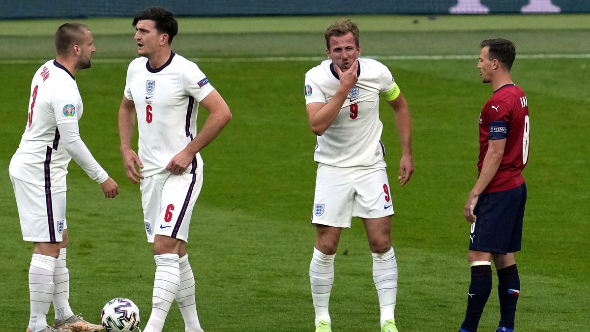 прямой трансляция франция англя. футбол прямой эфир. футбол датчане англия. генк и мец офсайды. англия италия финал евро 2020.