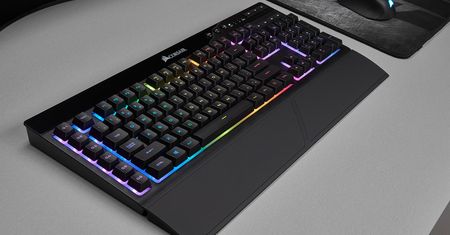 Corsair K57 RGB - gamingowa klawiatura bez kabli i z intensywnym podświetleniem