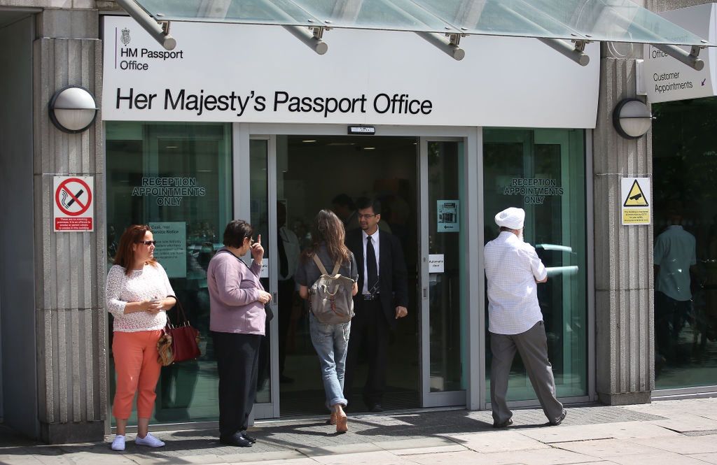 Brytyjskie biura paszportowe wydają rocznie 5 mln dokumentów