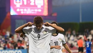 Zastąpi w przyszłości Lewandowskiego? Wielki talent ma dołączyć do Barcelony