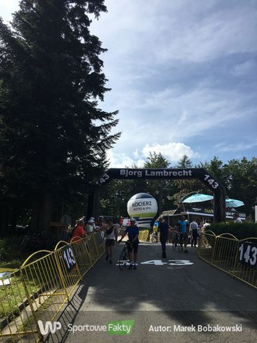 Na mecie umieszczono "bramę" z napisem "Bjorg Lambrecht"...