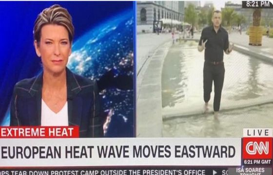 Wojciech Bojanowski zadebiutował jako korespondent w CNN. "Postanowiłem przejść boso kilka kroków"