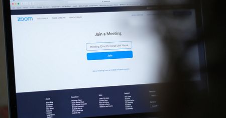 Platforma Zoom zawiesza konto chińskich aktywistów. Znamy powód