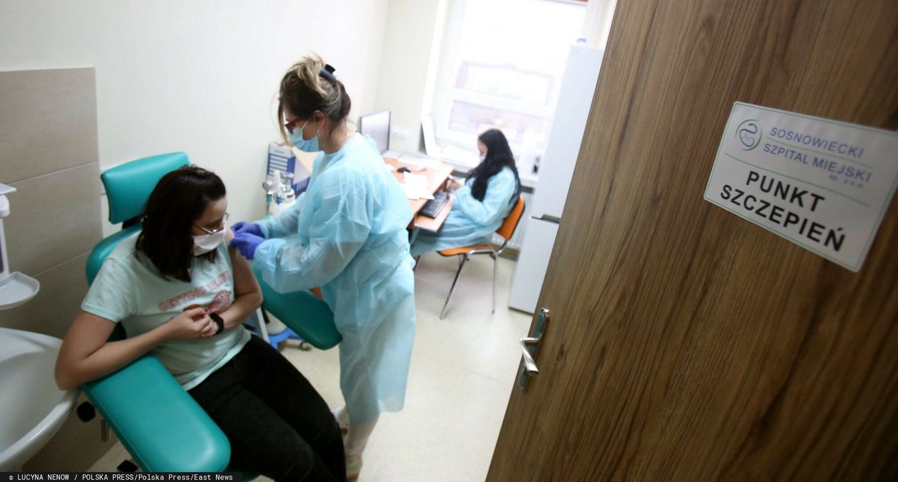 Koronawirus w Polsce. Ile było NOP? Podano liczbę dla każdej szczepionki