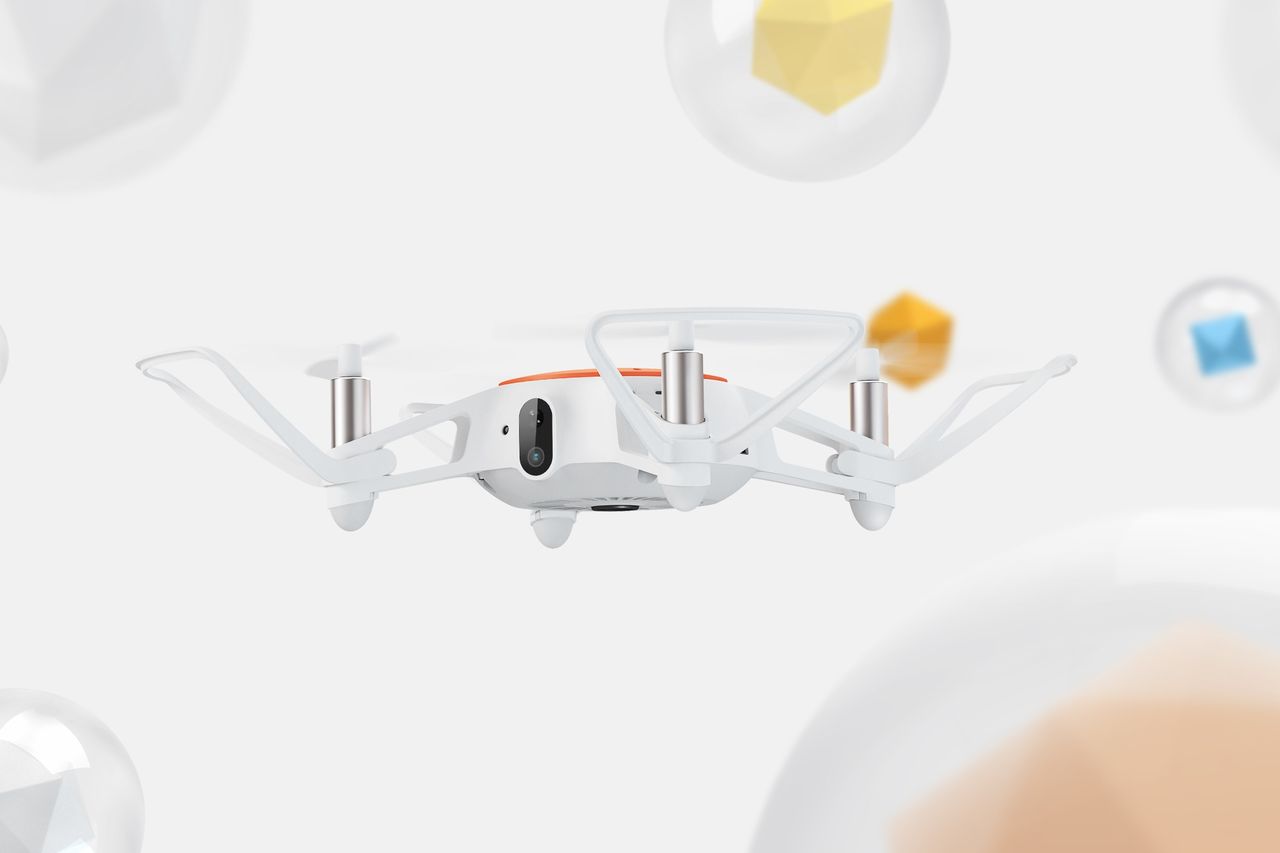 Szukasz prezentu? Xiaomi Mi Drone Mini – świetny dron w niskiej cenie