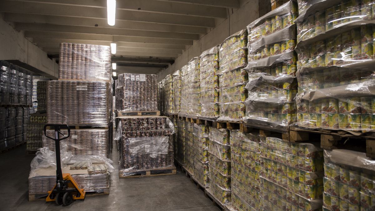 Przez Polskę płynie strumień pomocy humanitarnej 