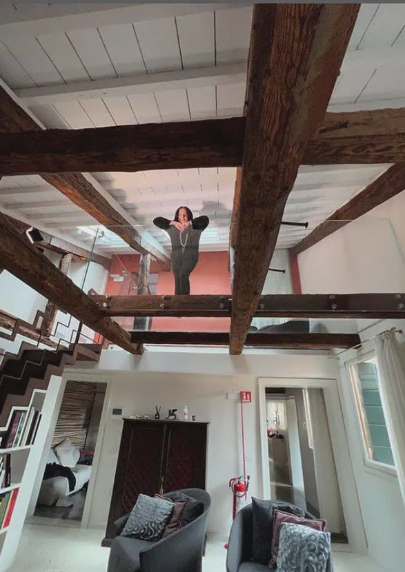 Kayah ma sporo przestrzeni w swoim domu