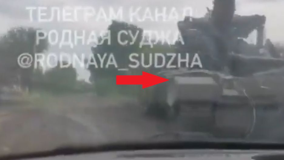 Rosyjski czołg T-72B3 porzucony w miejscowości Sudża.