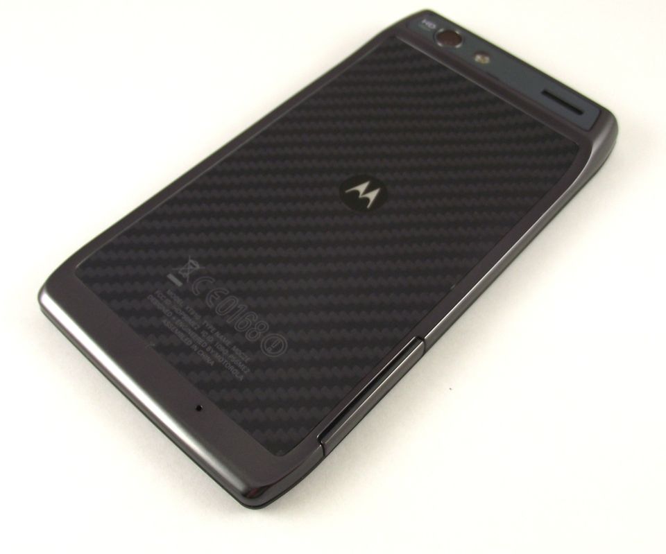 Motorola RAZR XT910 - żyletka wśród Androidów [test] 3