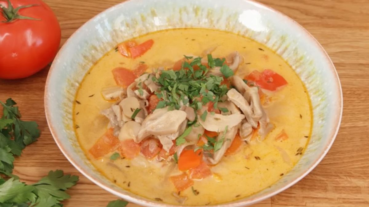 Zupa z boczniaków - Pyszności