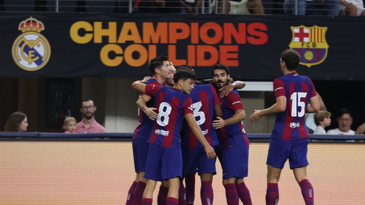 Zdjęcie okładkowe artykułu: Getty Images / Omar Vega / Na zdjęciu: piłkarze FC Barcelona