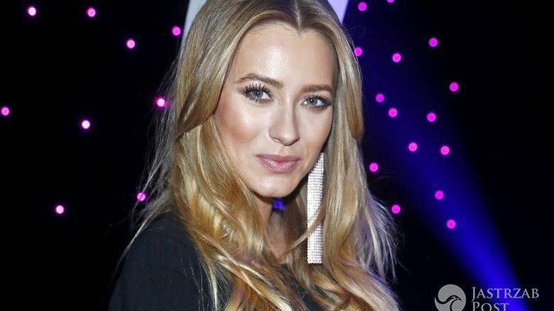 Marcelina Zawadzka w kreacji projektu Malwiny Wędzikowskiej na Sylwestrze z Dwójką