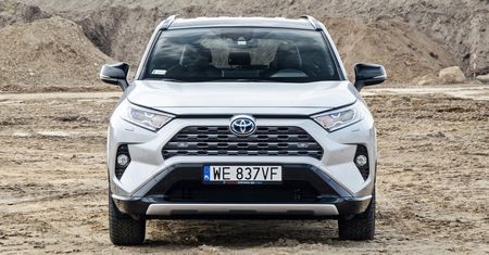Toyota RAV4 na rok 2021. Znamy polskie ceny