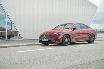 Pierwsza jazda: Mercedes CLA - więcej gwiazdek, auto wytrzyma