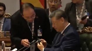 Kilka sekund nagrania wystarczyło. Tak powstała plotka o Xi Jinpingu