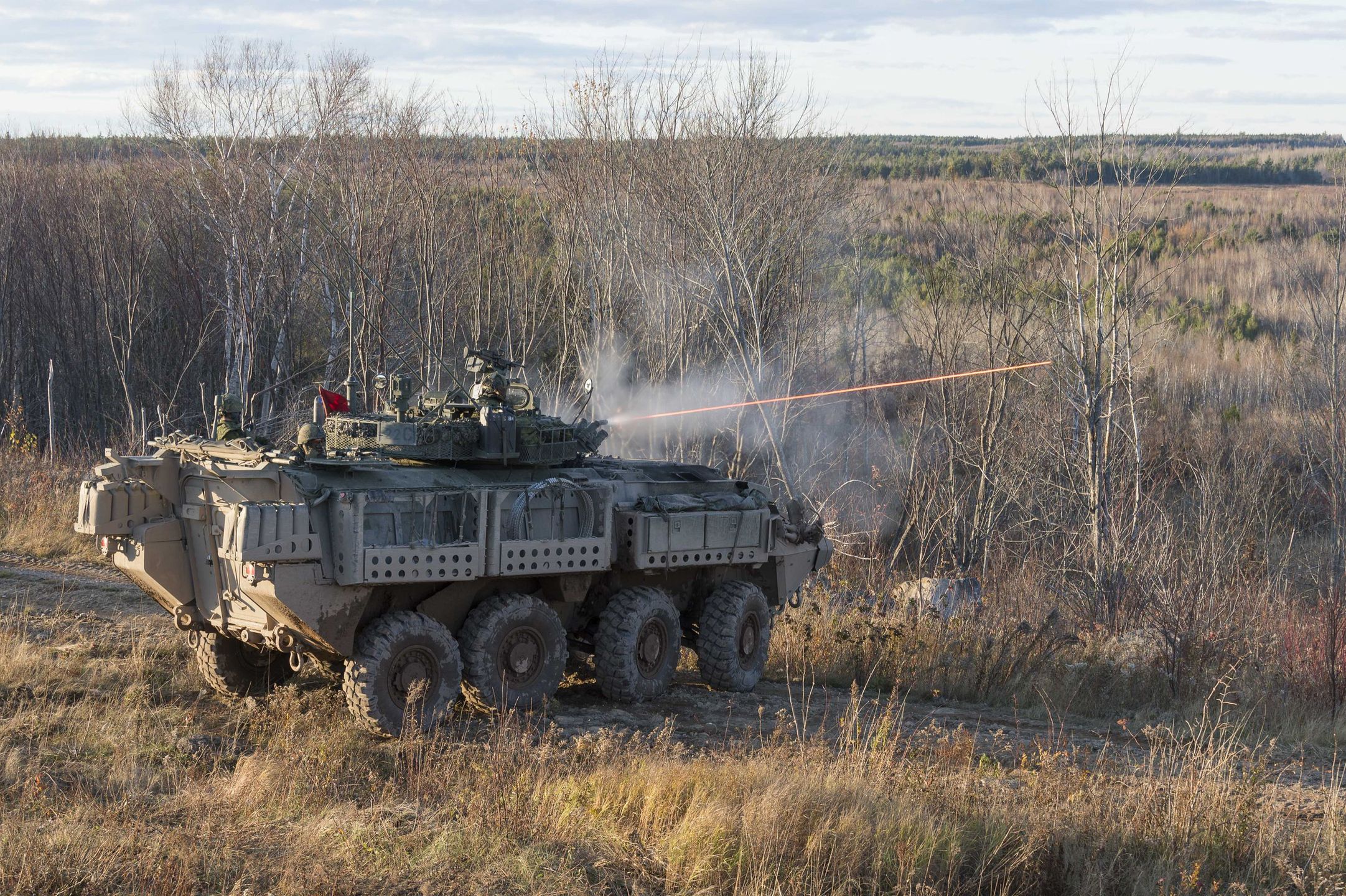 Kanadyjski transporter LAV 6