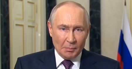 Putin próbuje udobruchać Chiny. Tak skomentował relacje z Pekinem
