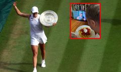 Tusk pokazał zdjęcie. Tak świętuje zwycięstwo Igi Świątek