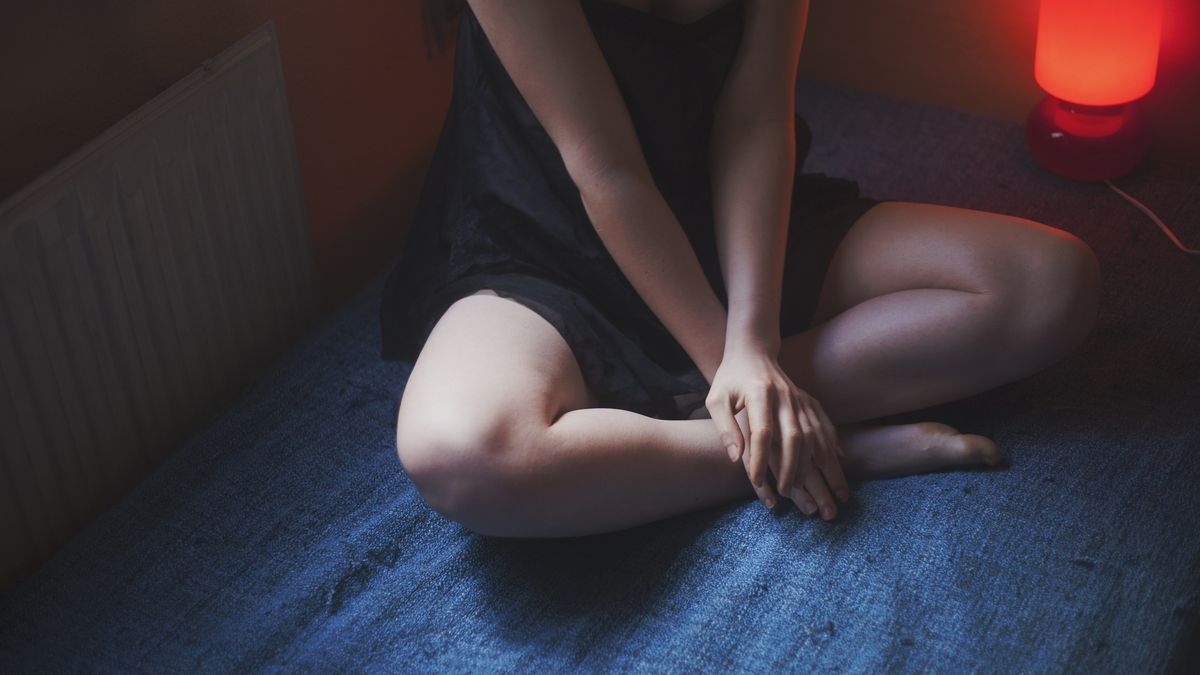 Melancholic girl
Emotive portraits in a bed near the window
by Lau Cleo