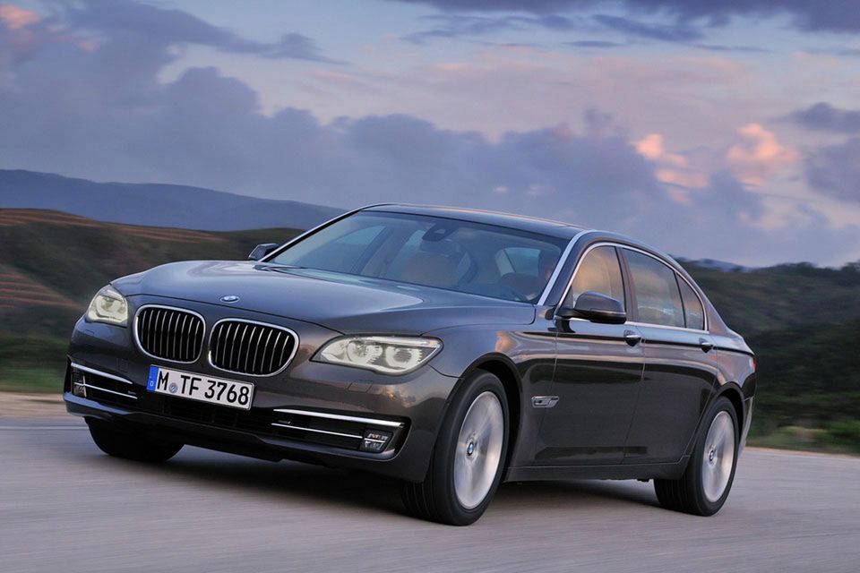 BMW serii 7 na rok 2013 - megagaleria niemieckiego okrętu flagowego 209