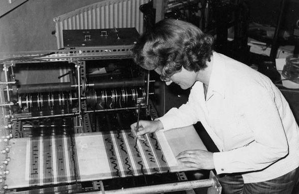 Jeden z pierwszych syntezatorów muzycznych odnaleziony po latach [wideo]