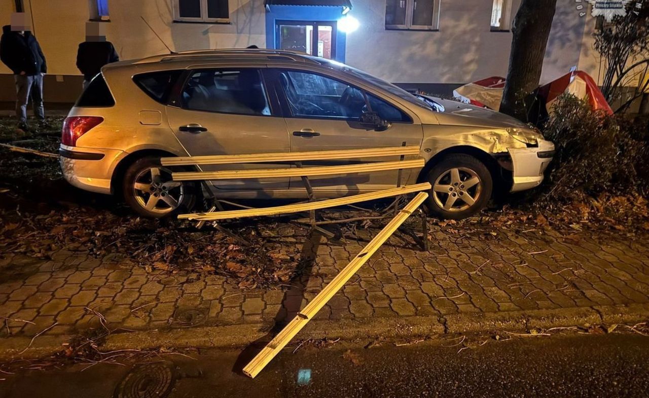 Miała cztery promile i wsiadła za kółko. Skończyło się na wielkich stratach