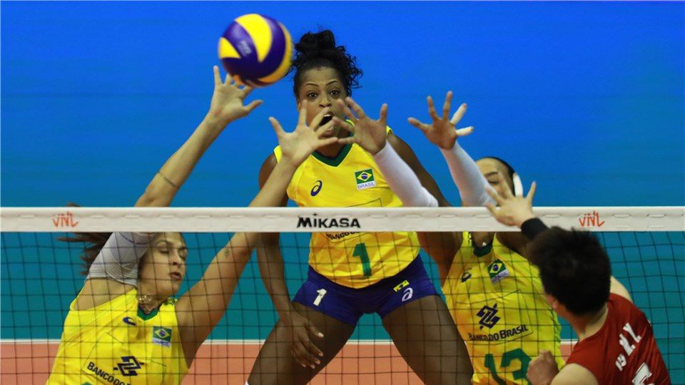Zdjęcie okładkowe artykułu: Materiały prasowe / volleyball.world / Na zdjęciu: siatkarki reprezentacji Brazylii