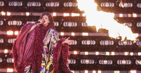Co za występ! Michał Szpak oddał niezwykły hołd Violetcie Villas