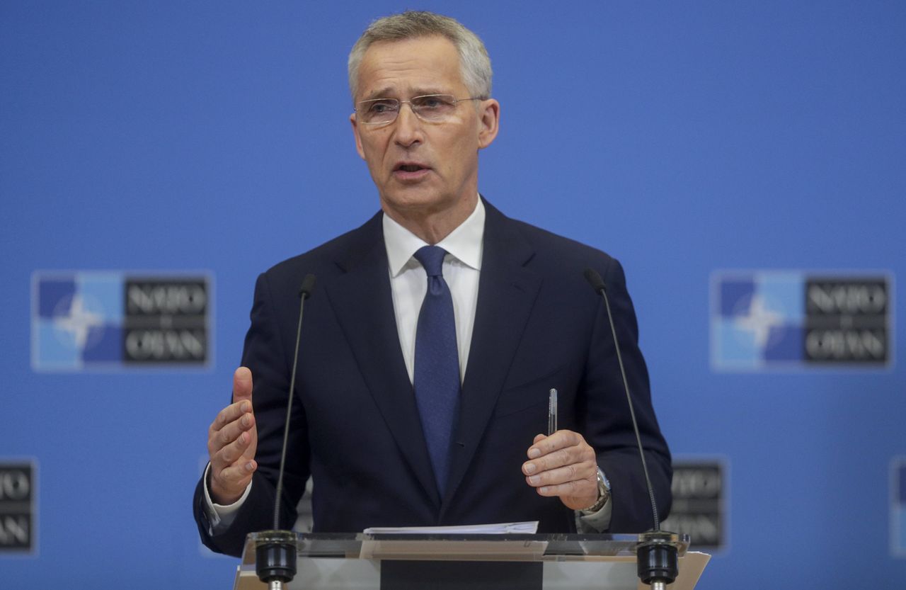 Stoltenberg: Rosja prowadzi przygotowania do zajęcia całego Donbasu