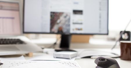 Zewnętrzny monitor do laptopa – 5 powodów dla których warto