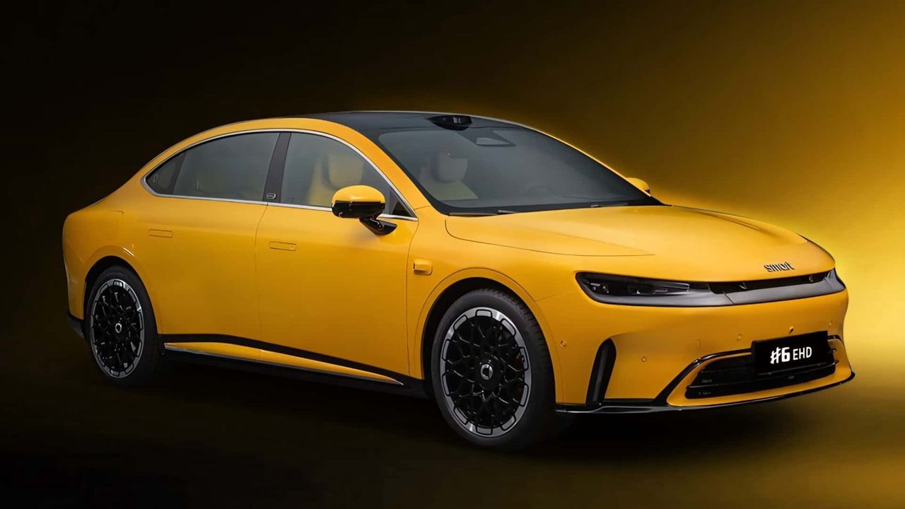 Smart zrobił sedana. Jest gigantyczny