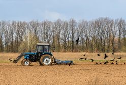 Rosjanie ukradli maszyny rolnicze warte 5 mln dolarów. Mają problem, by je uruchomić