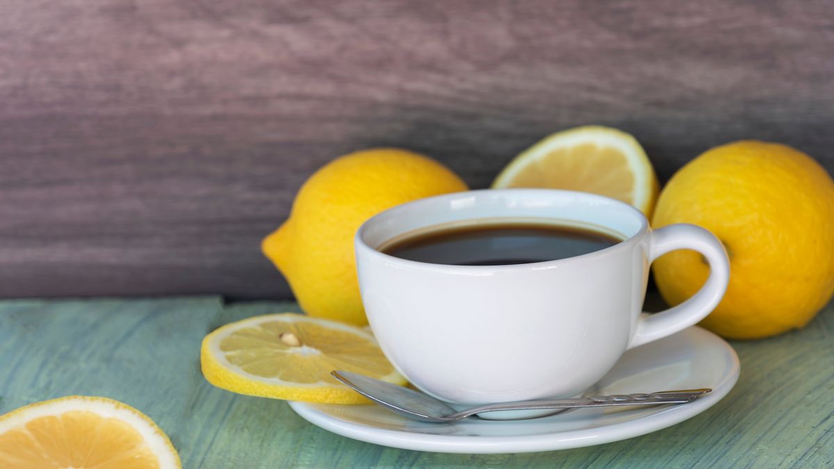 Kawa z cytryną.