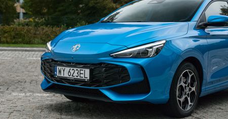 Chińskie auto jeszcze tańsze. Teraz ma zwykły silnik