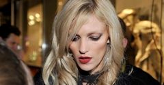Anja Rubik zadziera nosa?