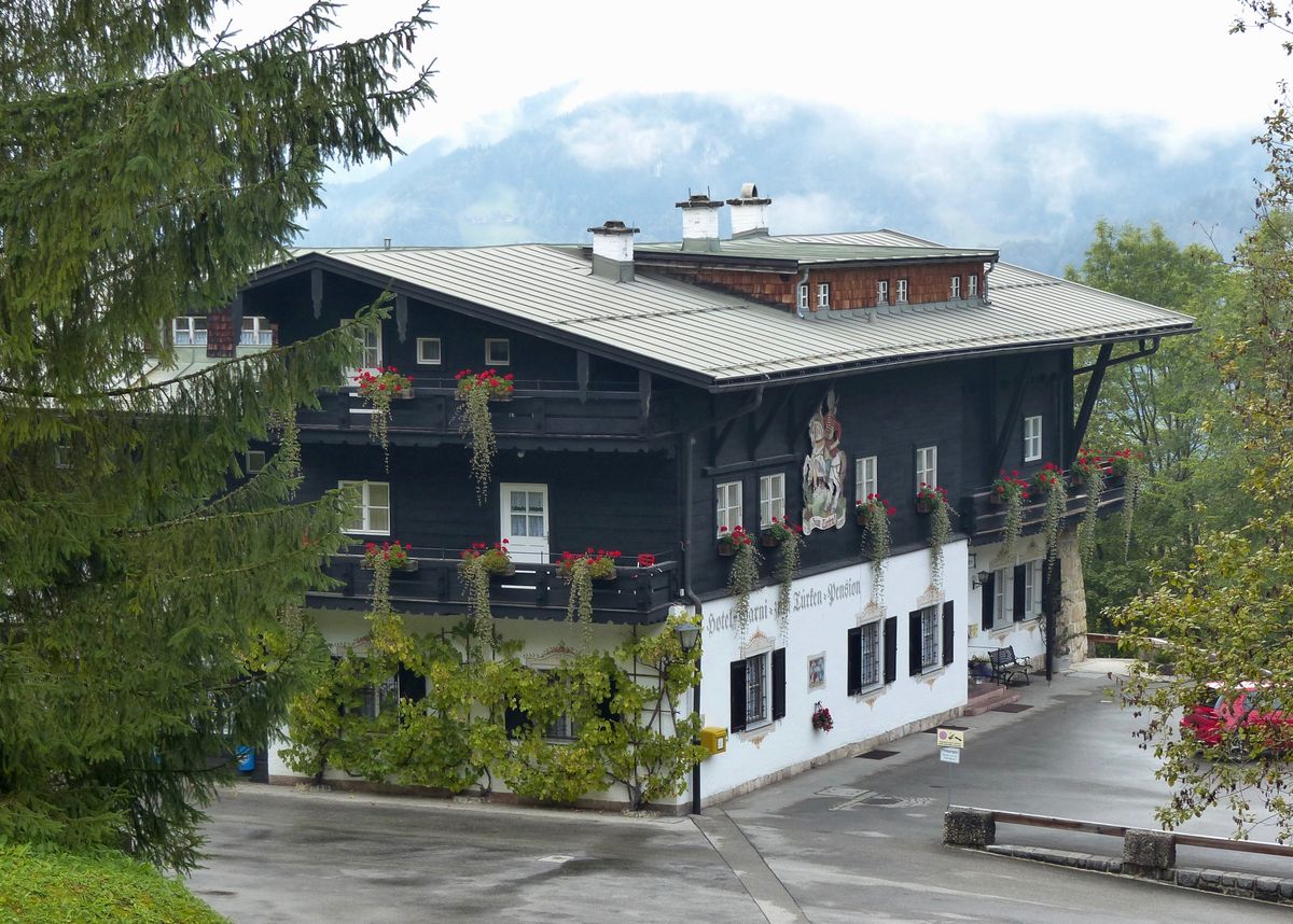 Alpy. Dawny nazistowski hotel wystawiony na sprzedaż