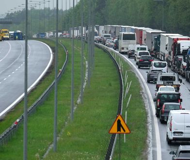 Damienice. Poważny wypadek na A4. Lądował śmigłowiec LPR