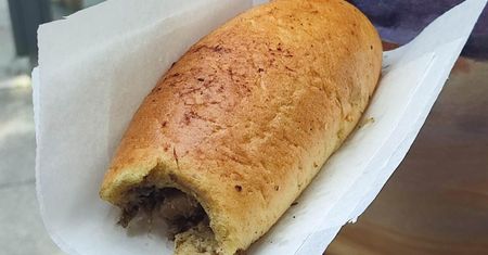 Kultowy fast food z czasów PRL. Zapiekankę zostawia daleko w tyle