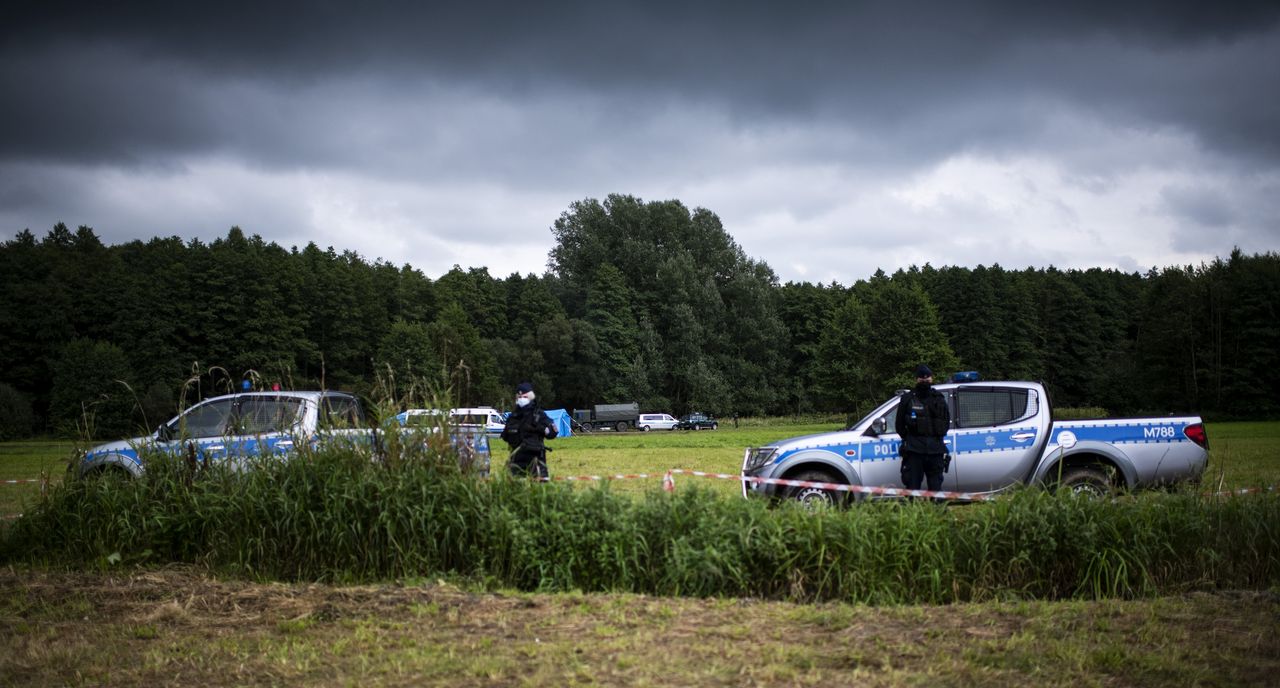 Usnarz Górny. Policja zakłóca próby komunikowania się z uchodźcami? 