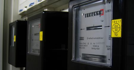 Zwrot nadpłaty za energię elektryczną. Uważaj, co klikasz