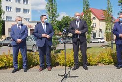 Dolny Śląsk. Obchody 30-lecia samorządu terytorialnego. Zasadzono Dęby Samorządności