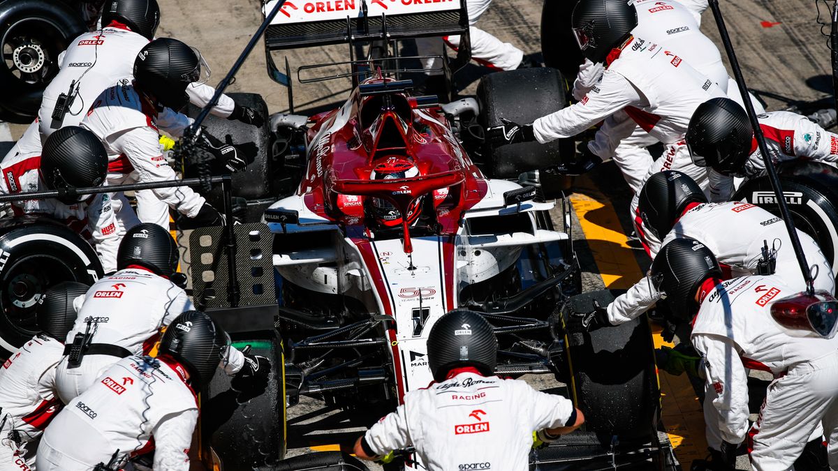 Zdjęcie okładkowe artykułu: Materiały prasowe / Alfa Romeo Racing ORLEN / Na zdjęciu: pit-stop Kimiego Raikkonena